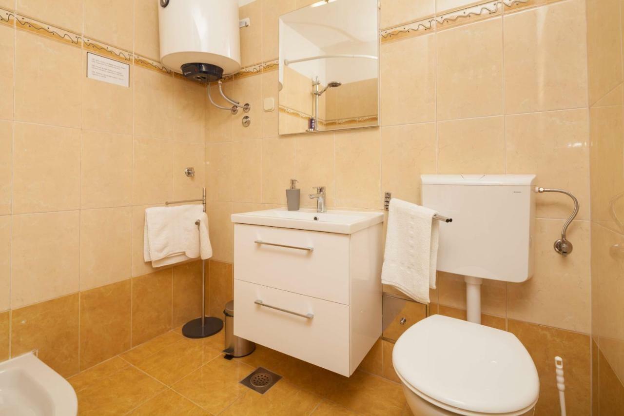 Apartman Ester Πούλα Εξωτερικό φωτογραφία